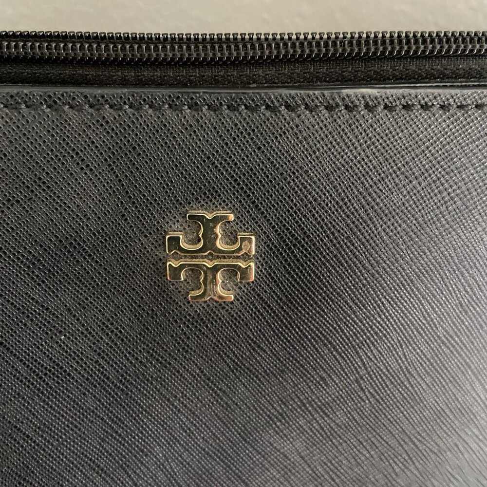 EUC Tory Burch Saffiano Leather - Large Tote Bag - Black - Good condition - Picture 2 of 9